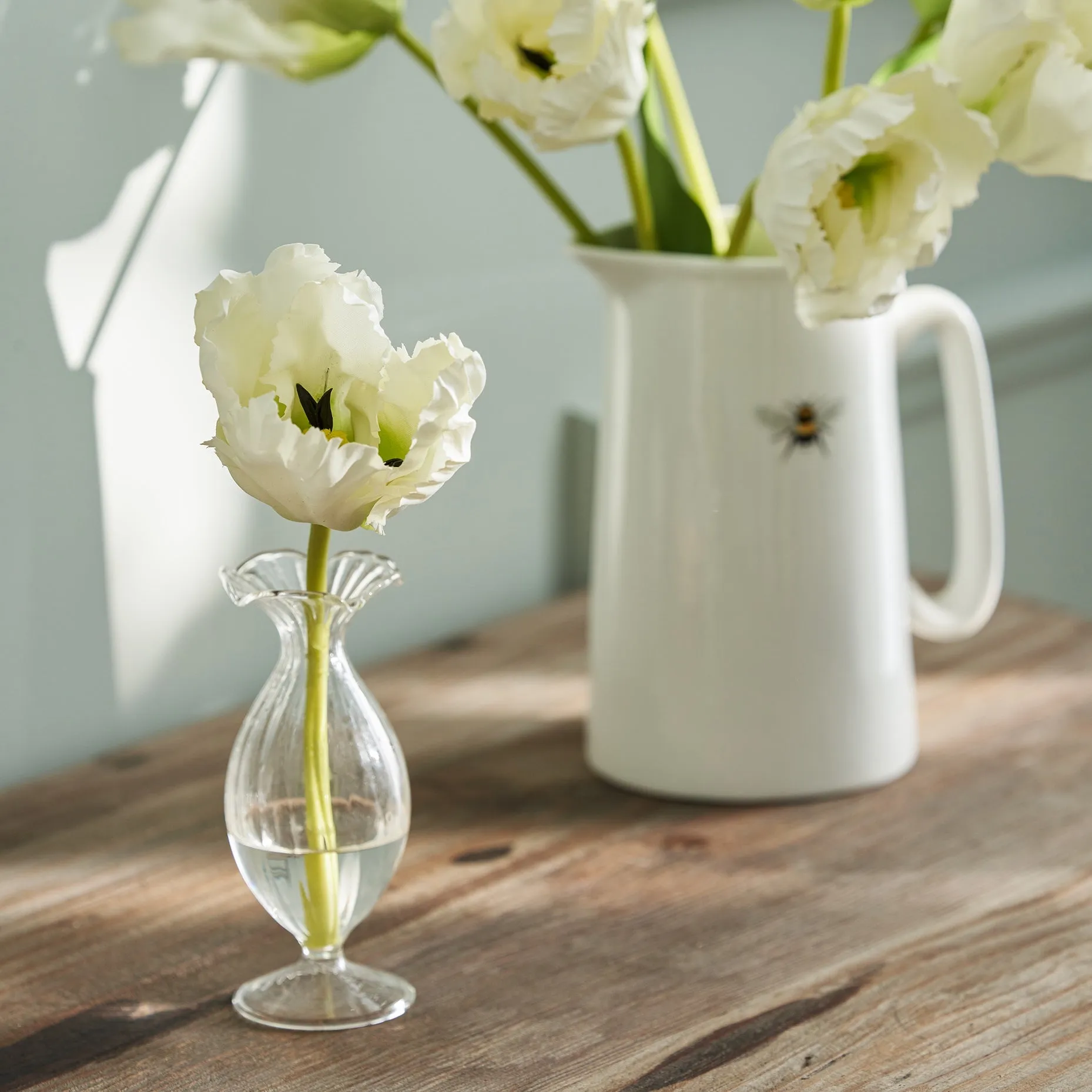 Faux Parrot Tulip - White