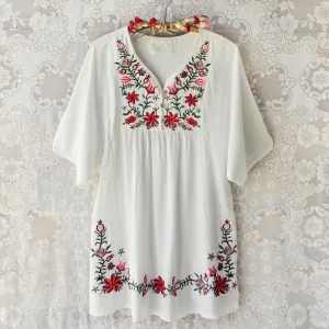 Wild Roses Dress in White